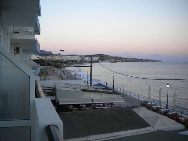 Katerina Studios & Apartments Ierapetra  Ngoại thất bức ảnh
