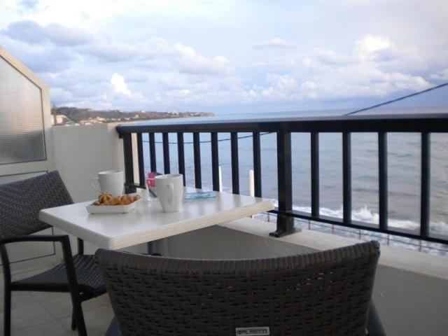 Katerina Studios & Apartments Ierapetra  Ngoại thất bức ảnh